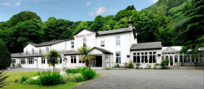 Отель Kingswood Hotel  Бернтайленд